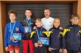 KOLEJNE MEDALE I TYTUŁY DLA ZAWODNIKÓW Z POŁAŃCA - HUBERT OSTROWSKI I JAKUB SZKWAREK WYWALCZYLI BRĄZOWE MEDALE W ZAPASACH